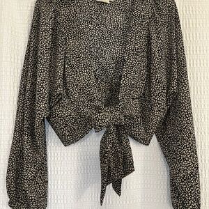 Black and White Patterned Women's Blouse